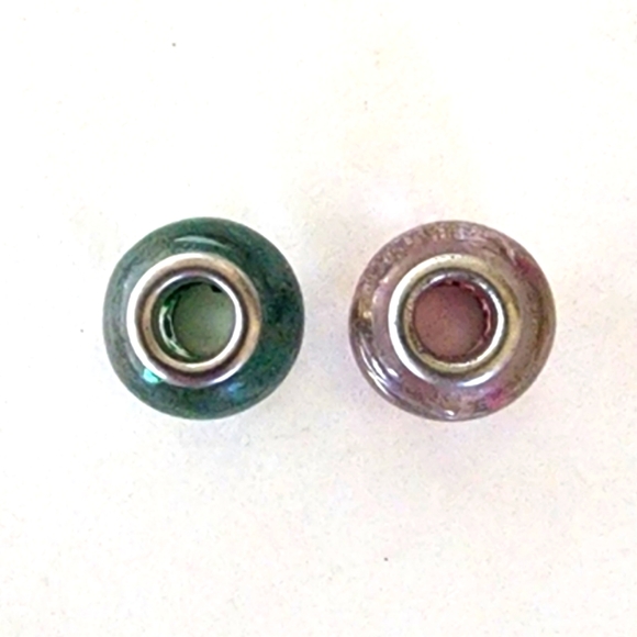 📿 Green & Pink Glitter Beads - Picture 4 of 4